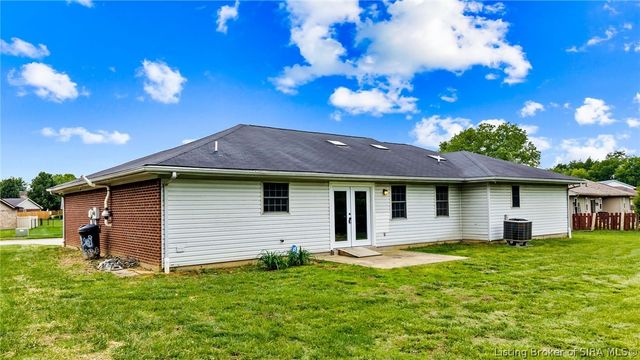 3439 Morgan Trail, Jeffersonville, IN 47130