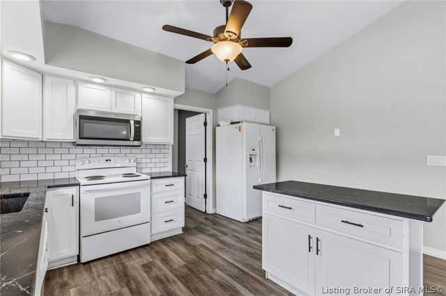 3439 Morgan Trail, Jeffersonville, IN 47130