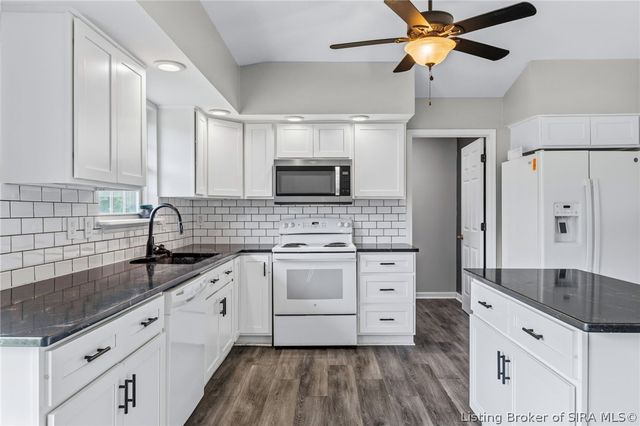 3439 Morgan Trail, Jeffersonville, IN 47130