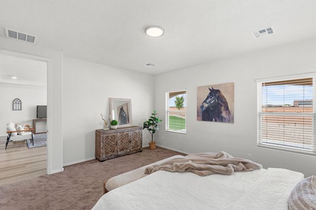 2172 Solara Loop NE, Rio Rancho, NM 87144