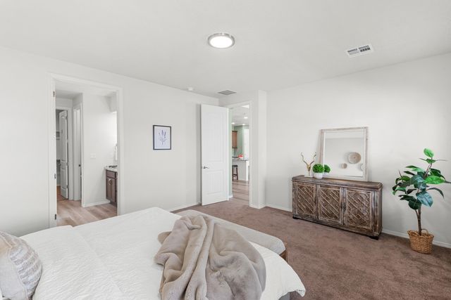 2172 Solara Loop NE, Rio Rancho, NM 87144