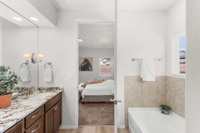 2172 Solara Loop NE, Rio Rancho, NM 87144