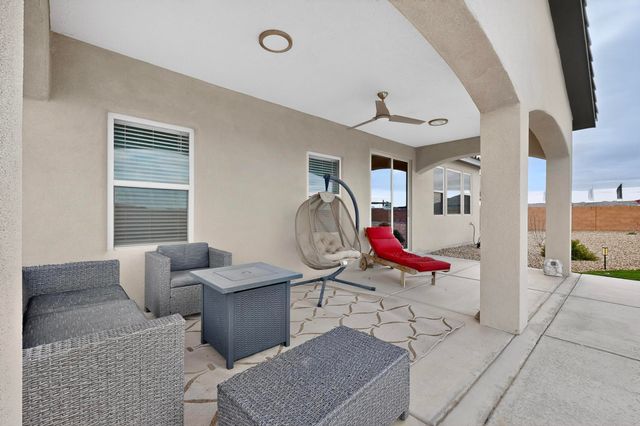 2172 Solara Loop NE, Rio Rancho, NM 87144