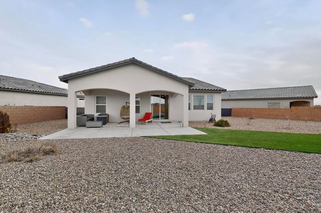 2172 Solara Loop NE, Rio Rancho, NM 87144