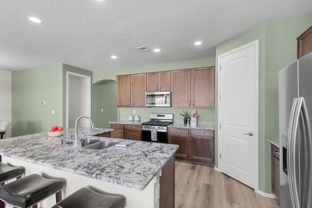 2172 Solara Loop NE, Rio Rancho, NM 87144