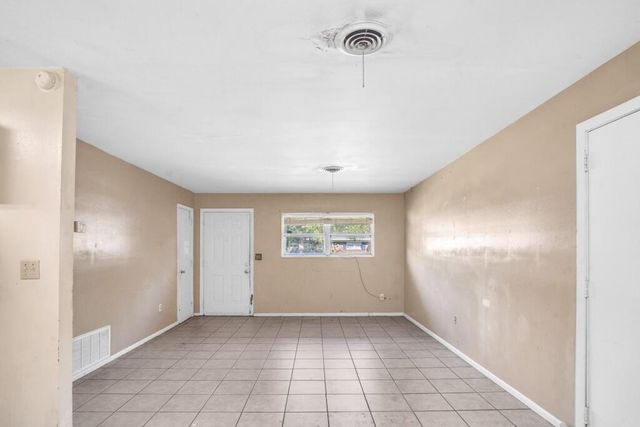 6423 Julia Drive, Milton, FL 32570