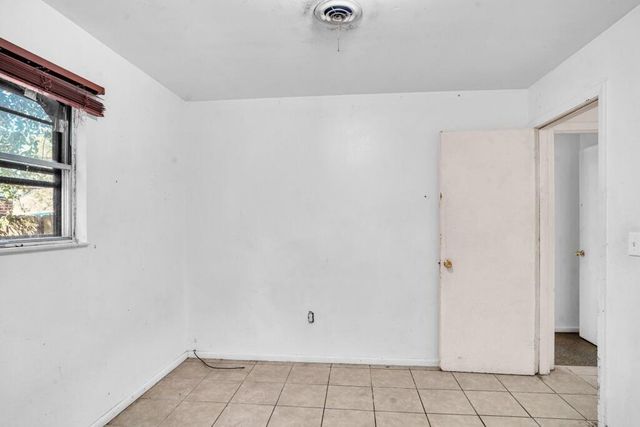 6423 Julia Drive, Milton, FL 32570