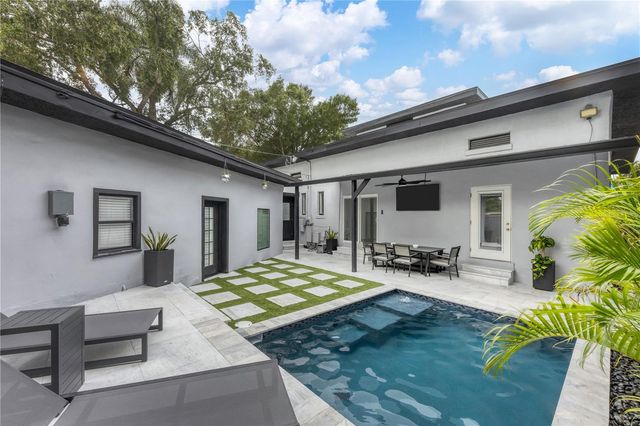 35 AEGEAN AVENUE, Tampa, FL 33606