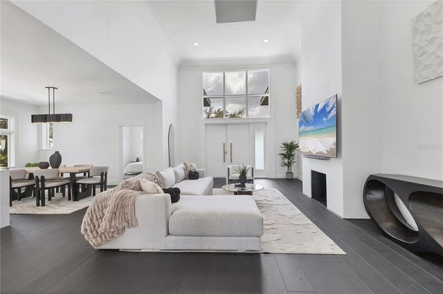 35 AEGEAN AVENUE, Tampa, FL 33606