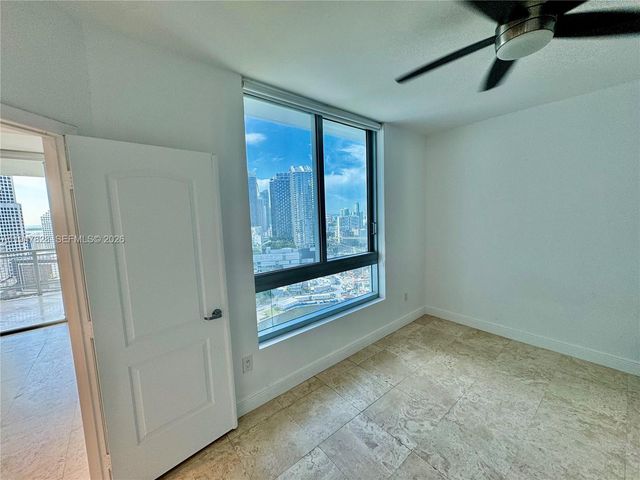 350 S Miami Ave 2912, Miami, FL 33130