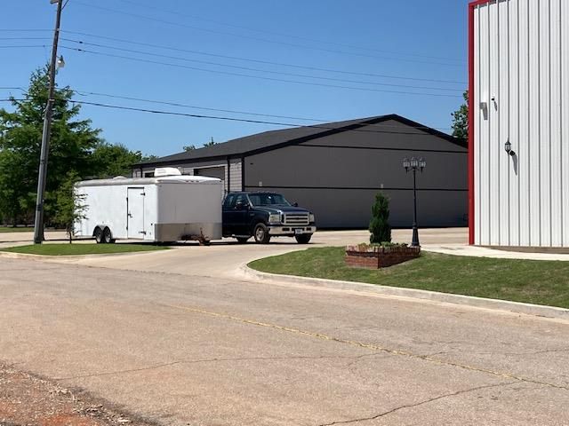 1132 W Britton Road, Oklahoma City, OK 73114
