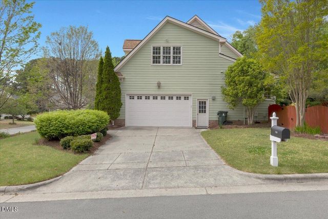 100 Strawthorne Court, Apex, NC 27502