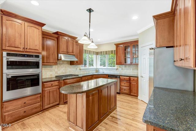 100 Strawthorne Court, Apex, NC 27502