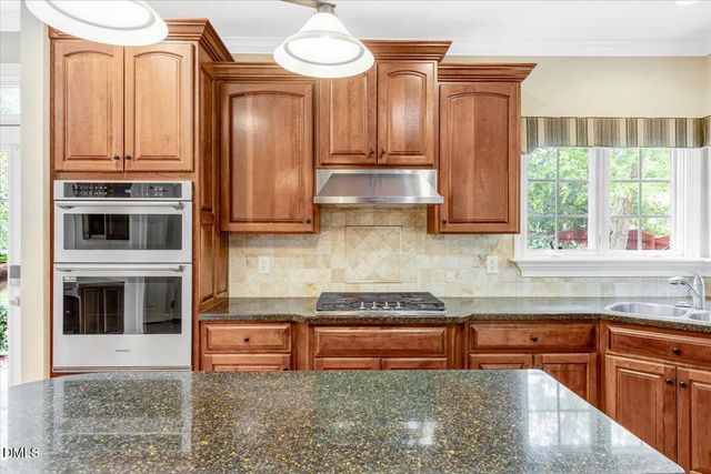 100 Strawthorne Court, Apex, NC 27502