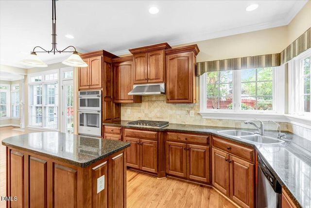 100 Strawthorne Court, Apex, NC 27502