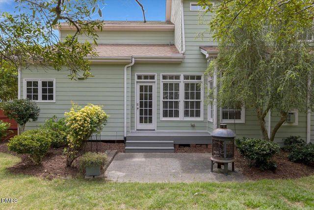 100 Strawthorne Court, Apex, NC 27502