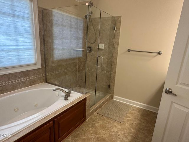 100 Strawthorne Court, Apex, NC 27502