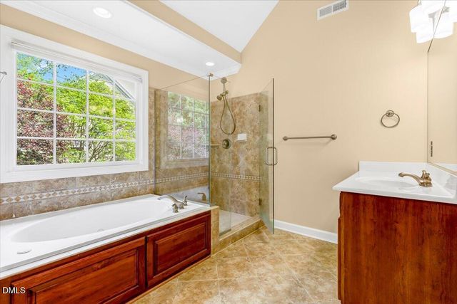 100 Strawthorne Court, Apex, NC 27502