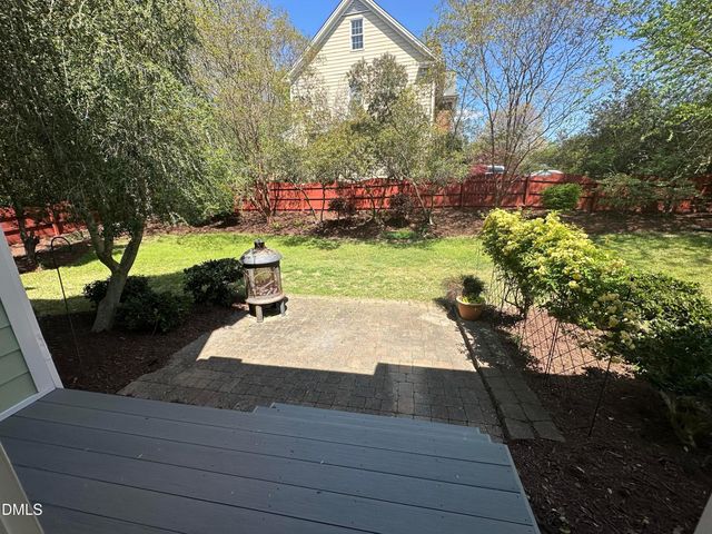 100 Strawthorne Court, Apex, NC 27502