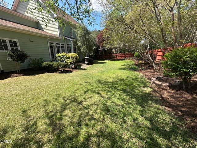 100 Strawthorne Court, Apex, NC 27502