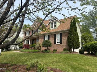 100 Strawthorne Court, Apex, NC 27502