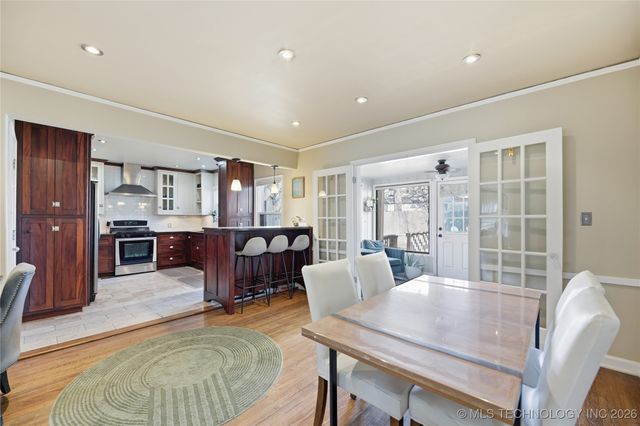 2117 S Delaware Court, Tulsa, OK 74114