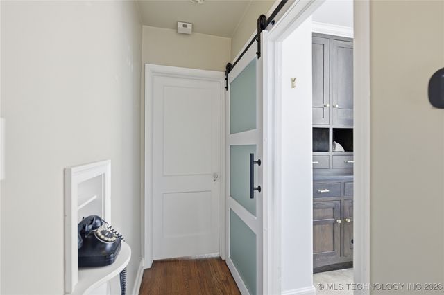 2117 S Delaware Court, Tulsa, OK 74114