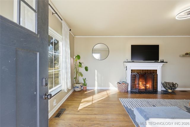 2117 S Delaware Court, Tulsa, OK 74114