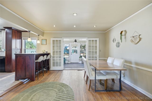 2117 S Delaware Court, Tulsa, OK 74114