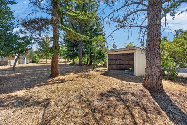 3663 Many Oaks Ln, Shingle Springs, CA 95682
