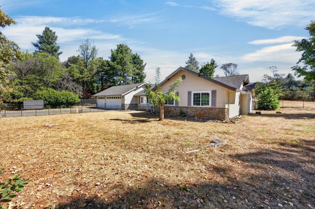 3663 Many Oaks Ln, Shingle Springs, CA 95682