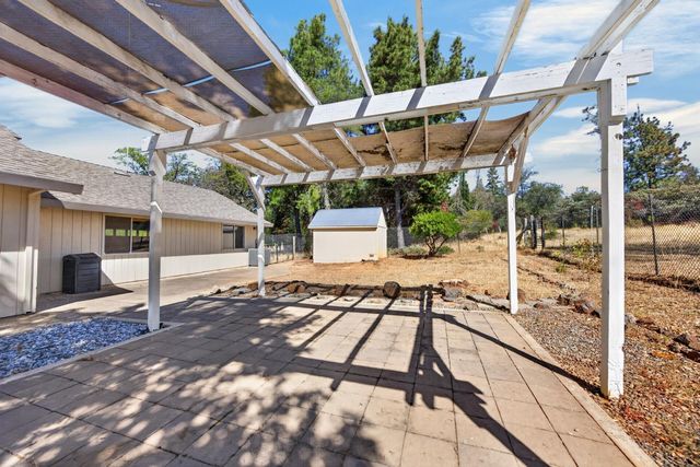 3663 Many Oaks Ln, Shingle Springs, CA 95682