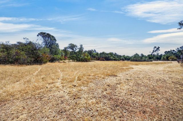 3663 Many Oaks Ln, Shingle Springs, CA 95682