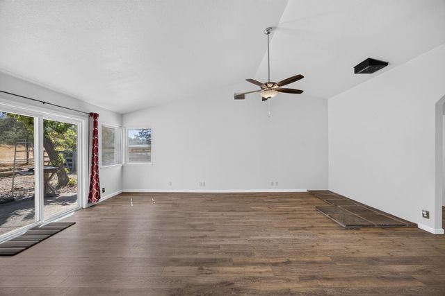 3663 Many Oaks Ln, Shingle Springs, CA 95682