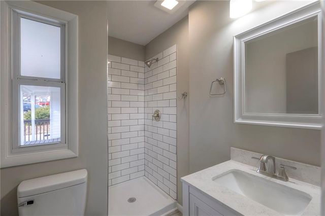 3303 N Mccoy Street, Independence, MO 64050