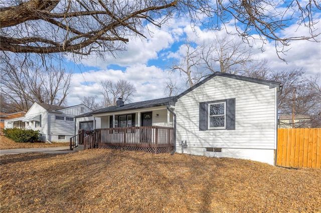 3303 N Mccoy Street, Independence, MO 64050