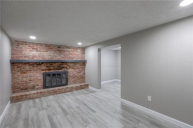 3303 N Mccoy Street, Independence, MO 64050