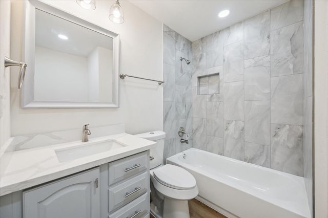 2723 Bernadette Lane, Houston, TX 77043