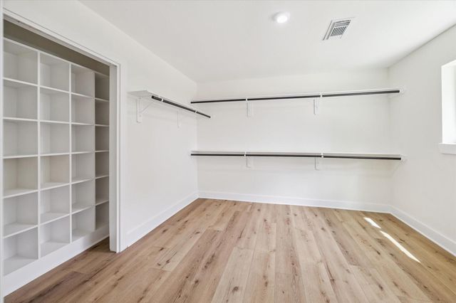 2723 Bernadette Lane, Houston, TX 77043