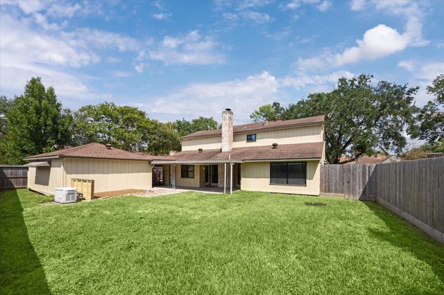 2723 Bernadette Lane, Houston, TX 77043