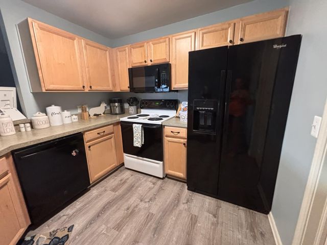 51713 Adler Park Drive W, Chesterfield, MI 48051