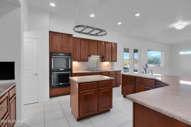 5688 N Cotton Place, Tucson, AZ 85743