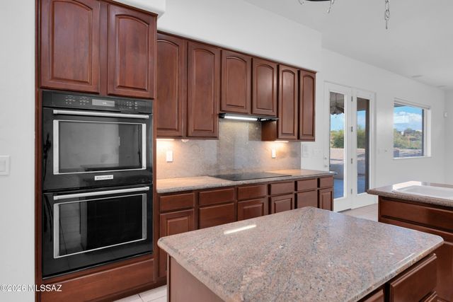 5688 N Cotton Place, Tucson, AZ 85743