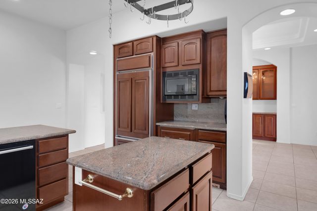 5688 N Cotton Place, Tucson, AZ 85743