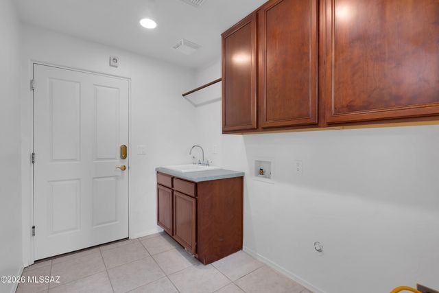 5688 N Cotton Place, Tucson, AZ 85743