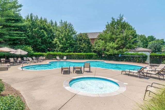 1060 Stonebridge Park Drive, Franklin, TN 37069