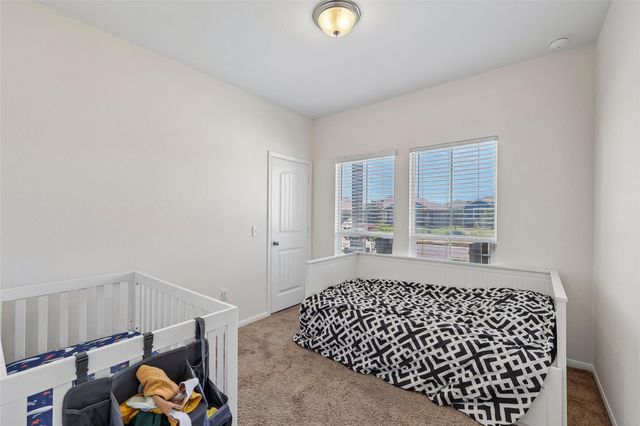 109 San Bernard TRL, Hutto, TX 78634