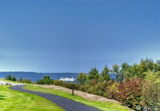 61 Pine Street #105, Edmonds, WA 98020