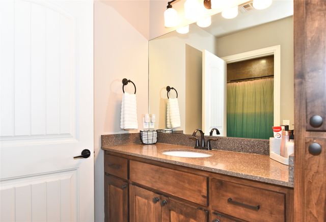 7337 E 112th Street S, Bixby, OK 74008