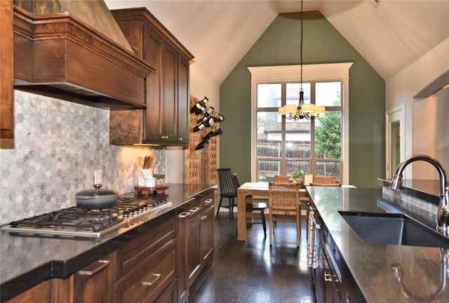 7337 E 112th Street S, Bixby, OK 74008